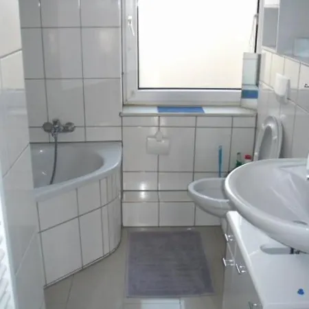 Profair - Agency Quarto em Acomodações Particulares