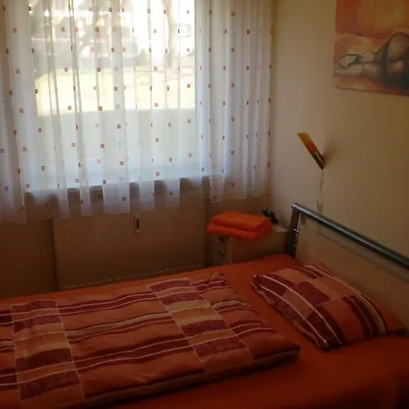 Quarto em Acomodações Particulares Profair - Agency